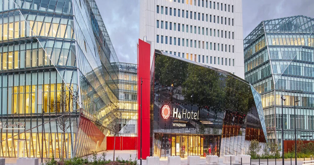 Hôtel H4